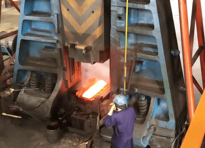 Fully Hydraulic Die Forging Hammer (C86YA 25-630kJ)