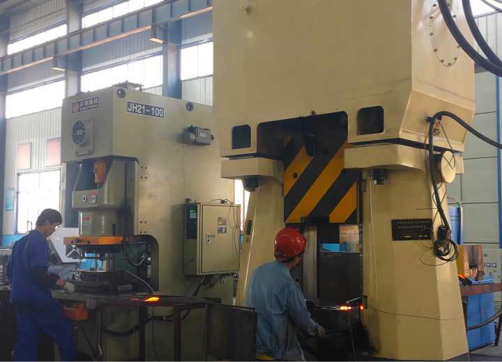 CNC Fully Hydraulic Die Forging Hammer (C92KA 16-450kJ)
