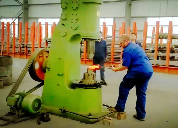 Pneumatic Forging Hammer (C41A 15-2000kg)