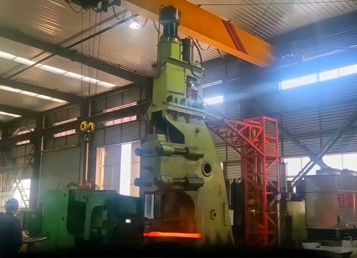 Full Hydraulic Open Die Forging Hammer (C61YA 30-350kJ)