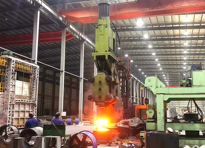 Full Hydraulic Open Die Forging Hammer (C61YA 30-350kJ)