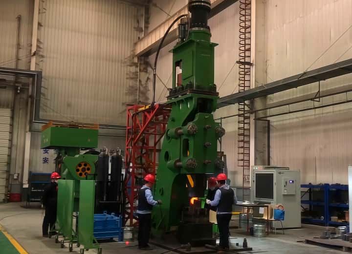 Full Hydraulic Open Die Forging Hammer (C61YA 30-350kJ)
