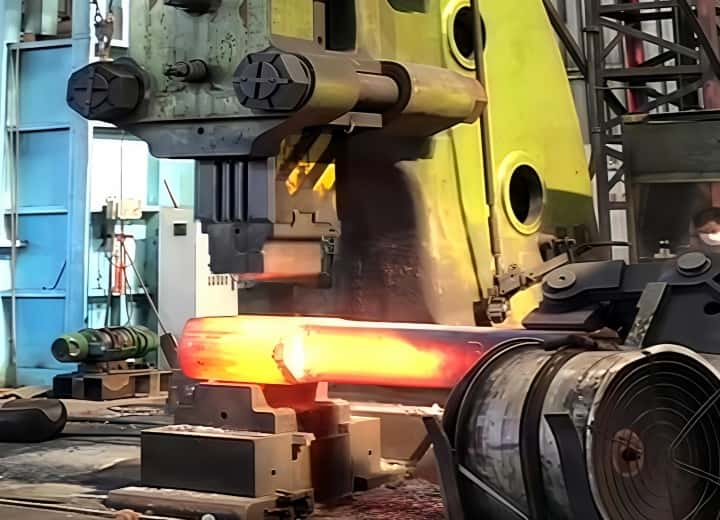 Full Hydraulic Open Die Forging Hammer (C61YA 30-350kJ)